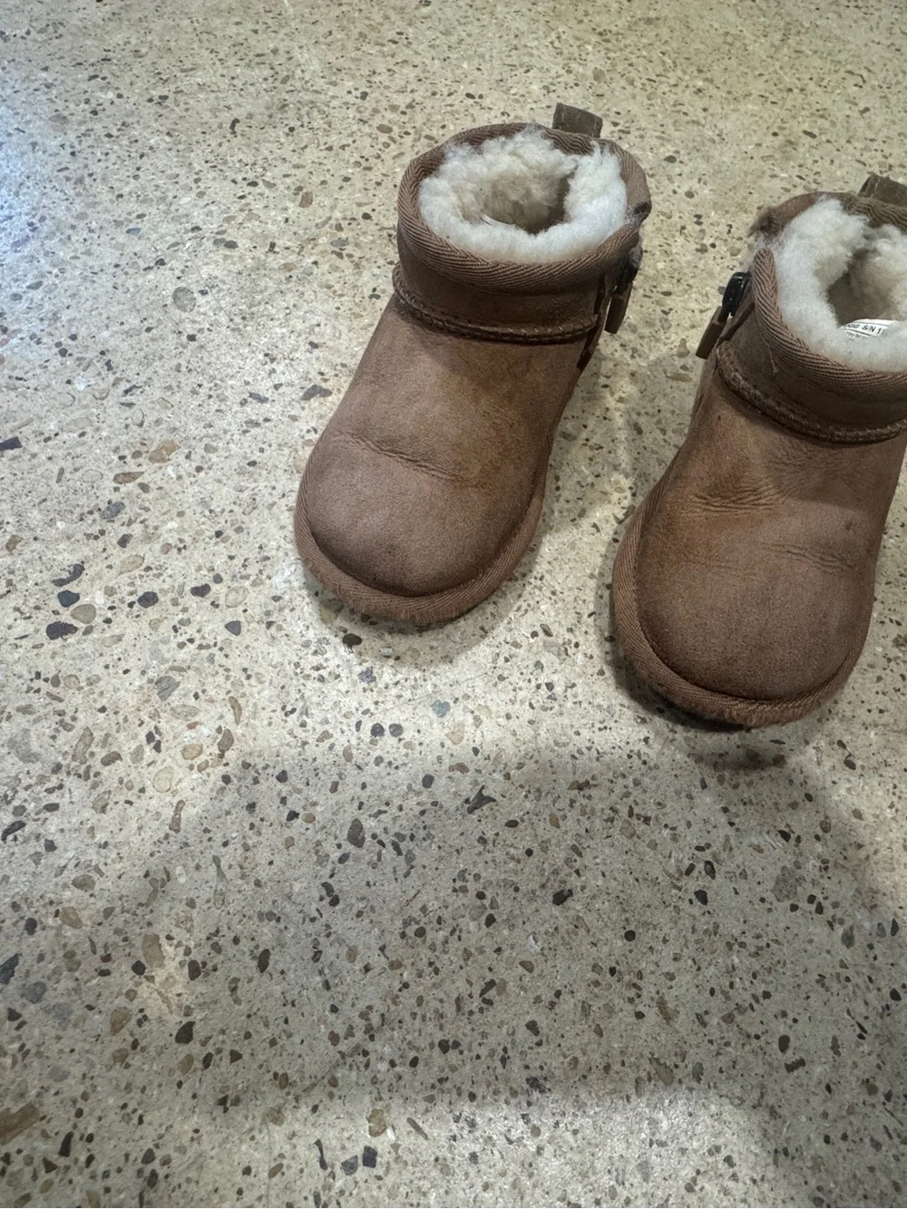 N/A gently worn
